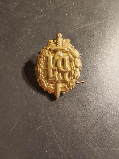 老王徽章第142期 - 德国帽徽