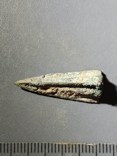 64期回流戒指饰品杂件纪念章丝路钱币专场 - 老铜箭头