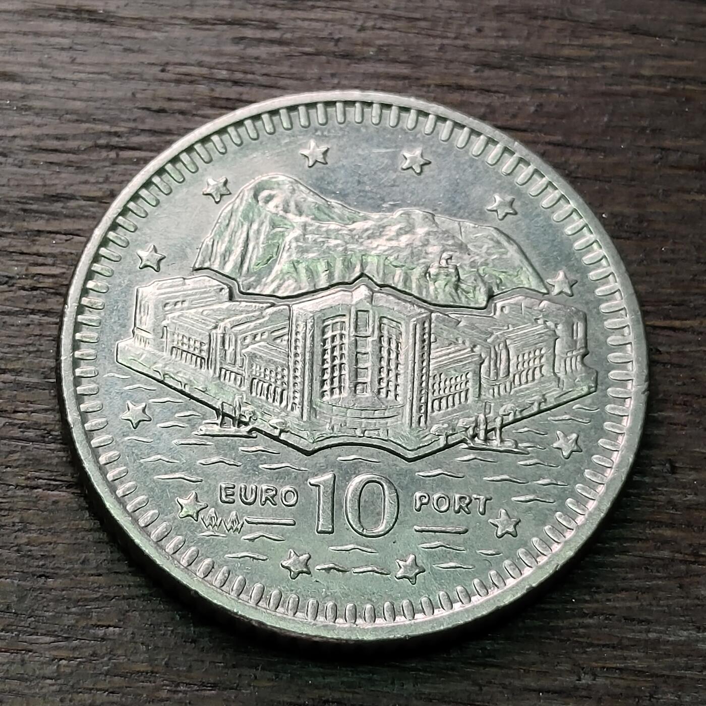 【铜匠收藏】★第128场★散币场，无佣金，30包邮。不满30元，支付5元运费。《接受代拍 代送NGC评级》 直布罗陀  1993年 10便士  海岛城堡 青年女王