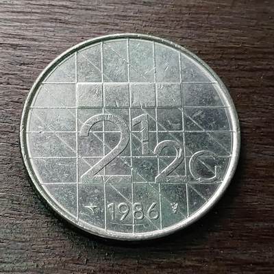 【铜匠收藏】★第128场★散币场，无佣金，30包邮。不满30元，支付5元运费。《接受代拍 代送NGC评级》 - 荷兰 1986年 2.5盾 女王贝娅特丽克丝