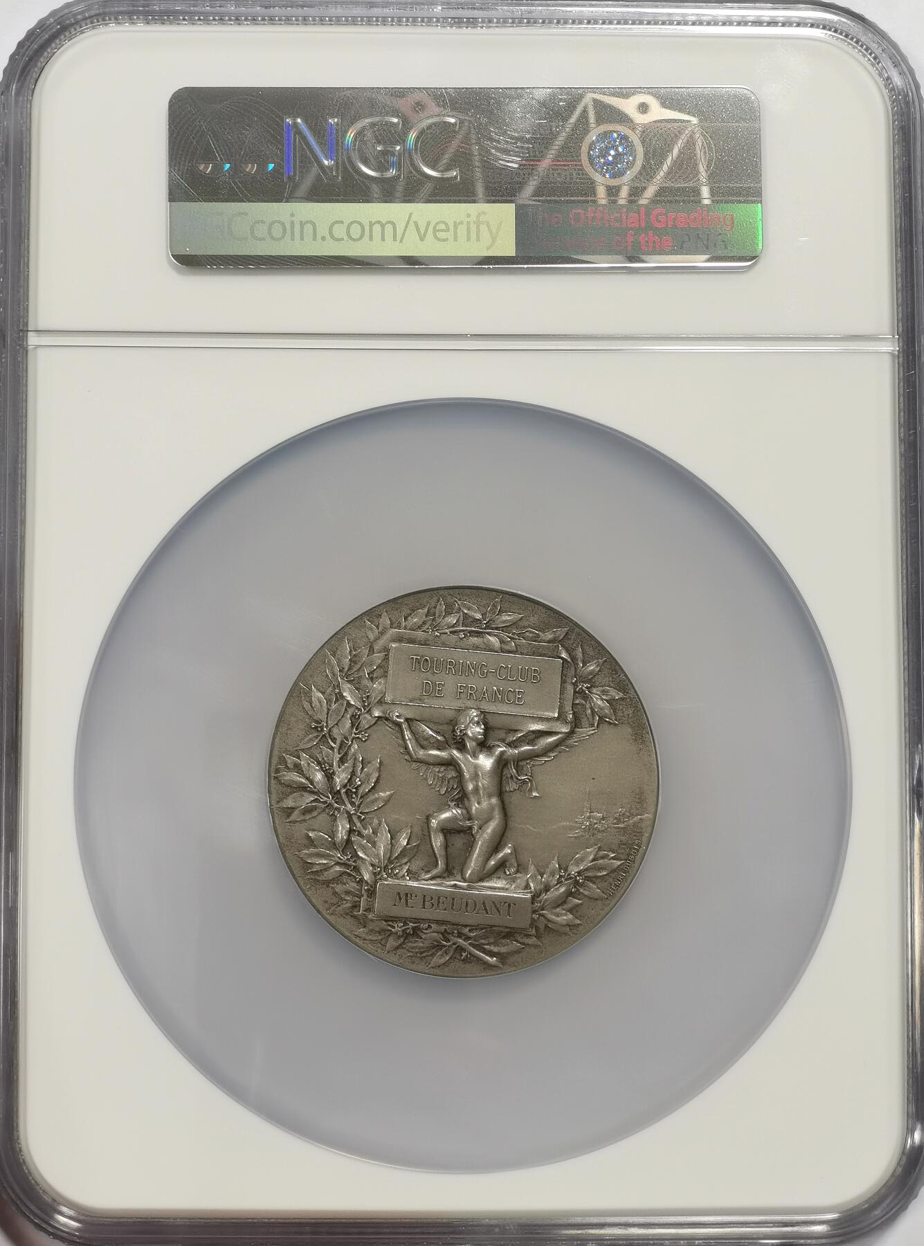 博洋堂世界钱币拍卖第135期（全场包邮）【请留意本场发货时间变化】 NGC MS63 法国1900左右旅行协会纪念51mm巨大银章，这一款小号较多，巨大款极其稀少，女神怀抱地球构图美轮美奂！