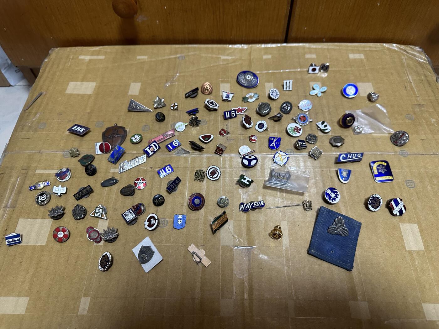 勋记 赏状 勋章 荣典 辞令 徽章 可单出可捆出 品相如图 视情况包邮  二手物品售出不退不换