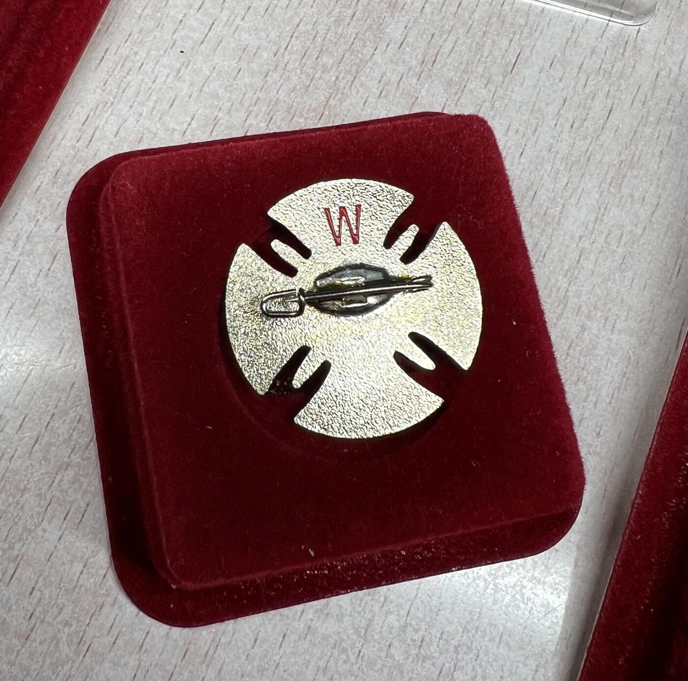 大猫徽章拍卖 第276期 巴赫穆特勋奖一组