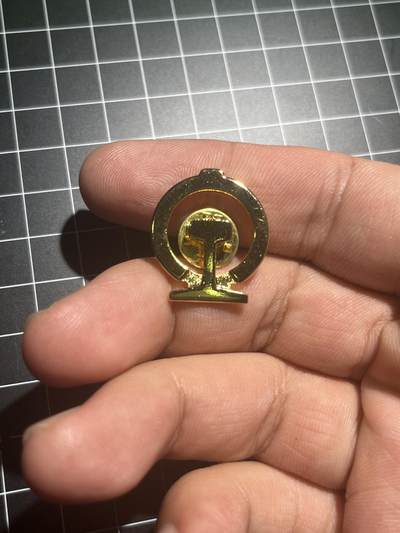 古冰库章牌勋赏收藏0起拍卖 - 铁路帽徽