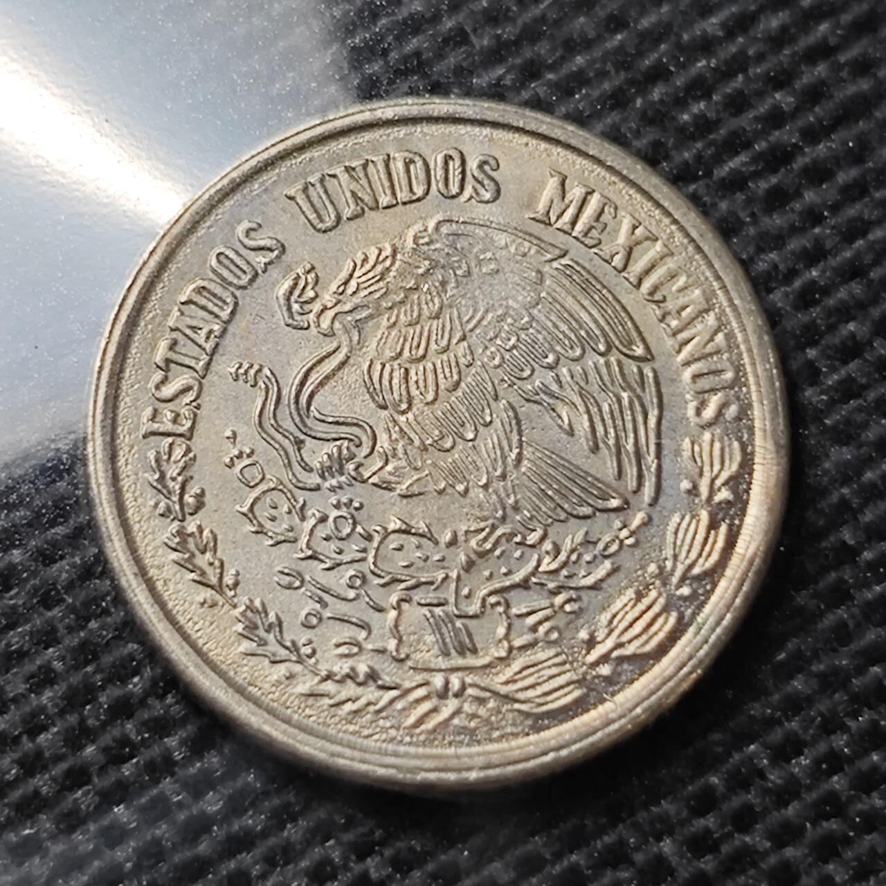 KK钱币收藏小铺 第324期 2月预留时间 周末发货 1977墨西哥10分 玉米 细节好看！