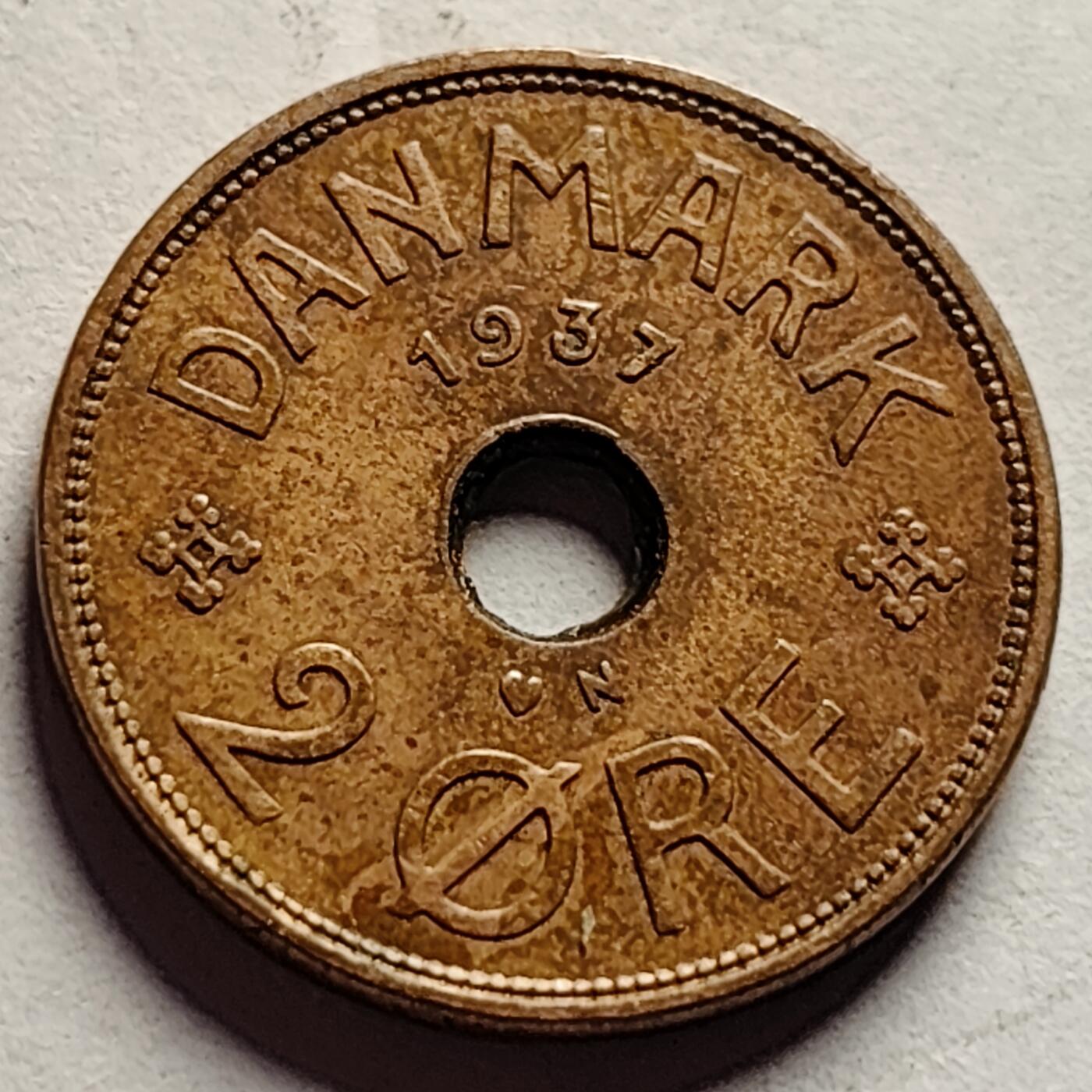 泉币菌-第85场-精品福利场 少见 丹麦1937年 2欧尔中孔 21mm 