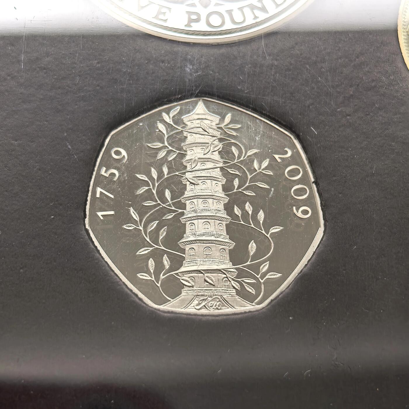 博洋堂世界钱币拍卖第135期（全场包邮）【请留意本场发货时间变化】 2009年英国皇家造币厂Proof Set精制套币十二枚，原盒装，含稀少大热门邱园50便士