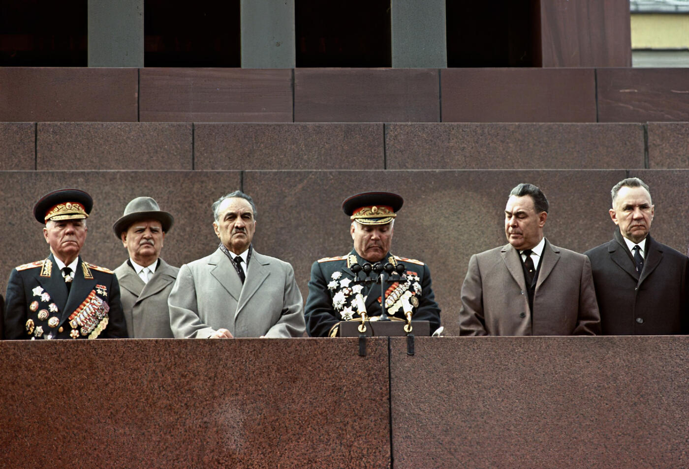 大猫徽章拍卖 第276期 苏联最高苏维埃主席团主席-什维尔尼克 苏俄苏维埃第六届72号+第七届苏俄大会的出入证（做为特约嘉宾）+第4届的拉脱维亚代表证。