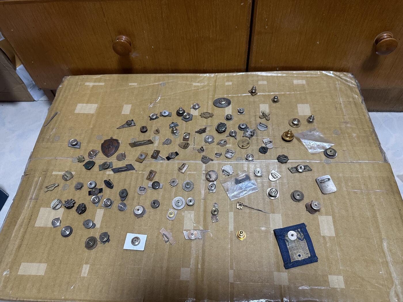 勋记 赏状 勋章 荣典 辞令 徽章 可单出可捆出 品相如图 视情况包邮  二手物品售出不退不换