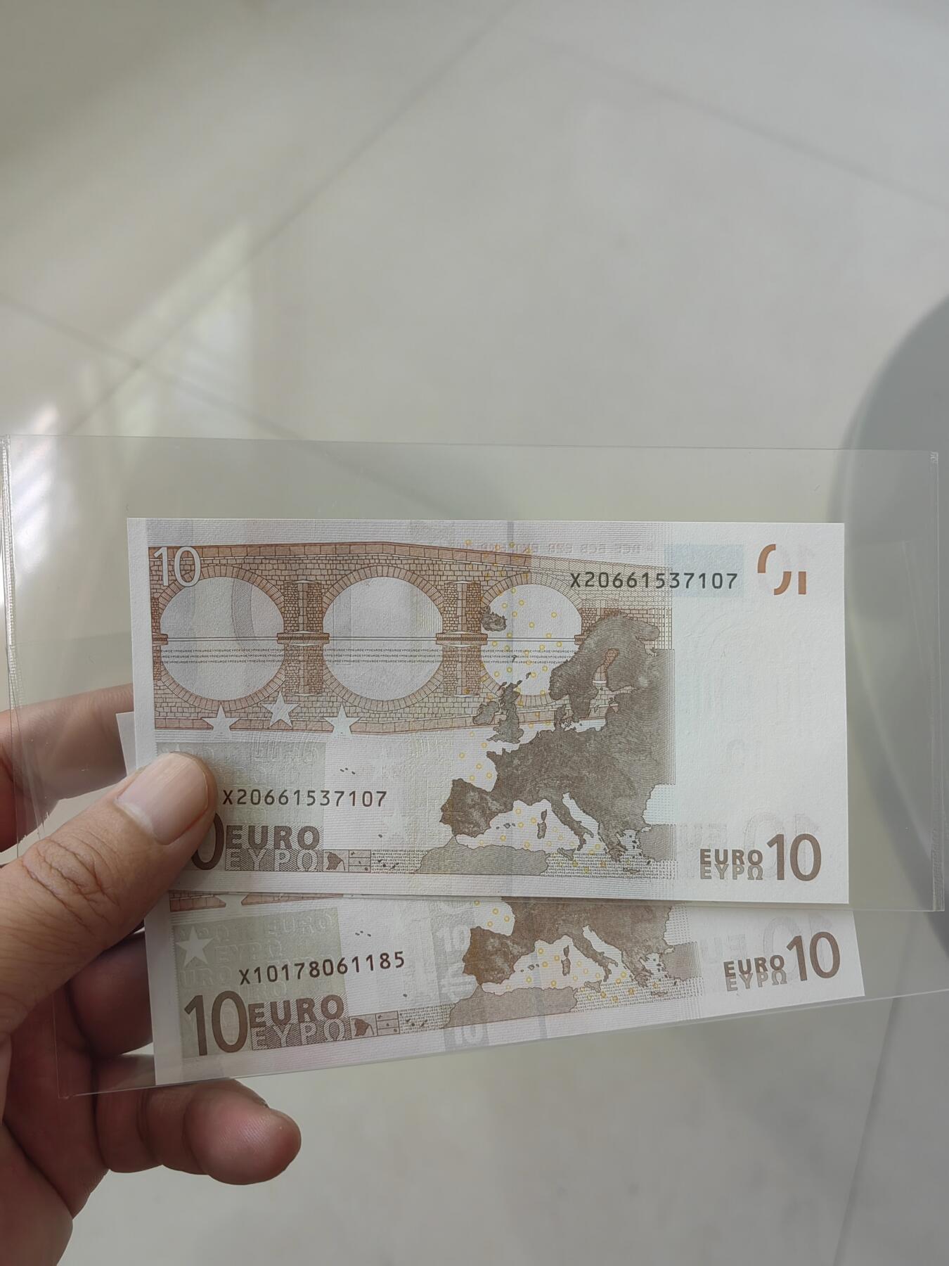 斯努比★首发冠小面额UNC 欧元2002一签德国版 UNC 2张