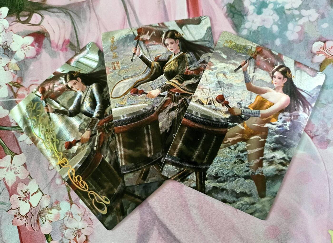 龙虎卡牌第五十场 （无佣金，满120包邮，欢迎送拍，摩点开车） 粗闪3张 繁花集 梁红玉3渐变一套