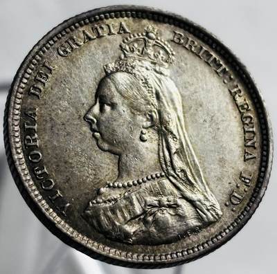文馨钱币收藏第 267 场，长期接收代拍品 - 漂亮转光极美品 1887 年英国维多利亚高冠 1 先令银币