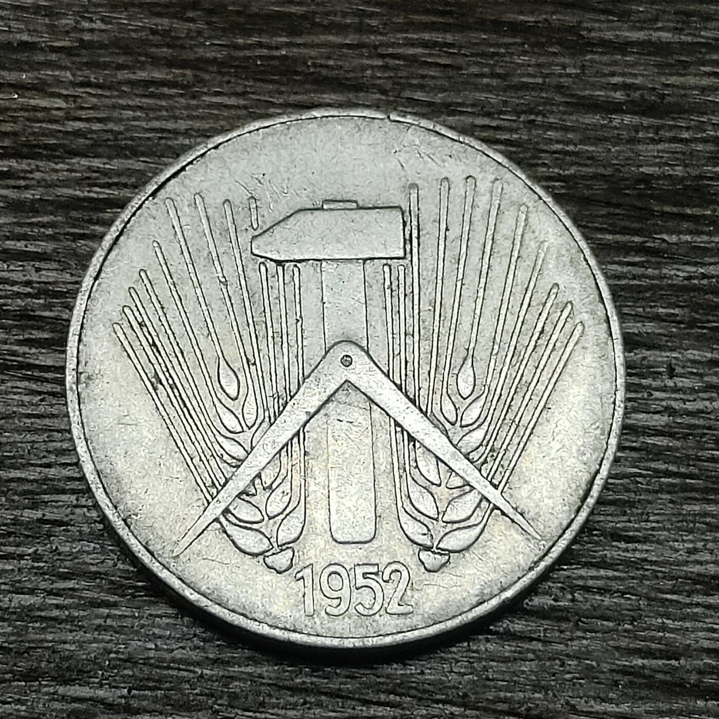 【铜匠收藏】★第129场★散币场，无佣金，30包邮。不满30元，支付5元运费。《接受代拍 代送NGC评级》