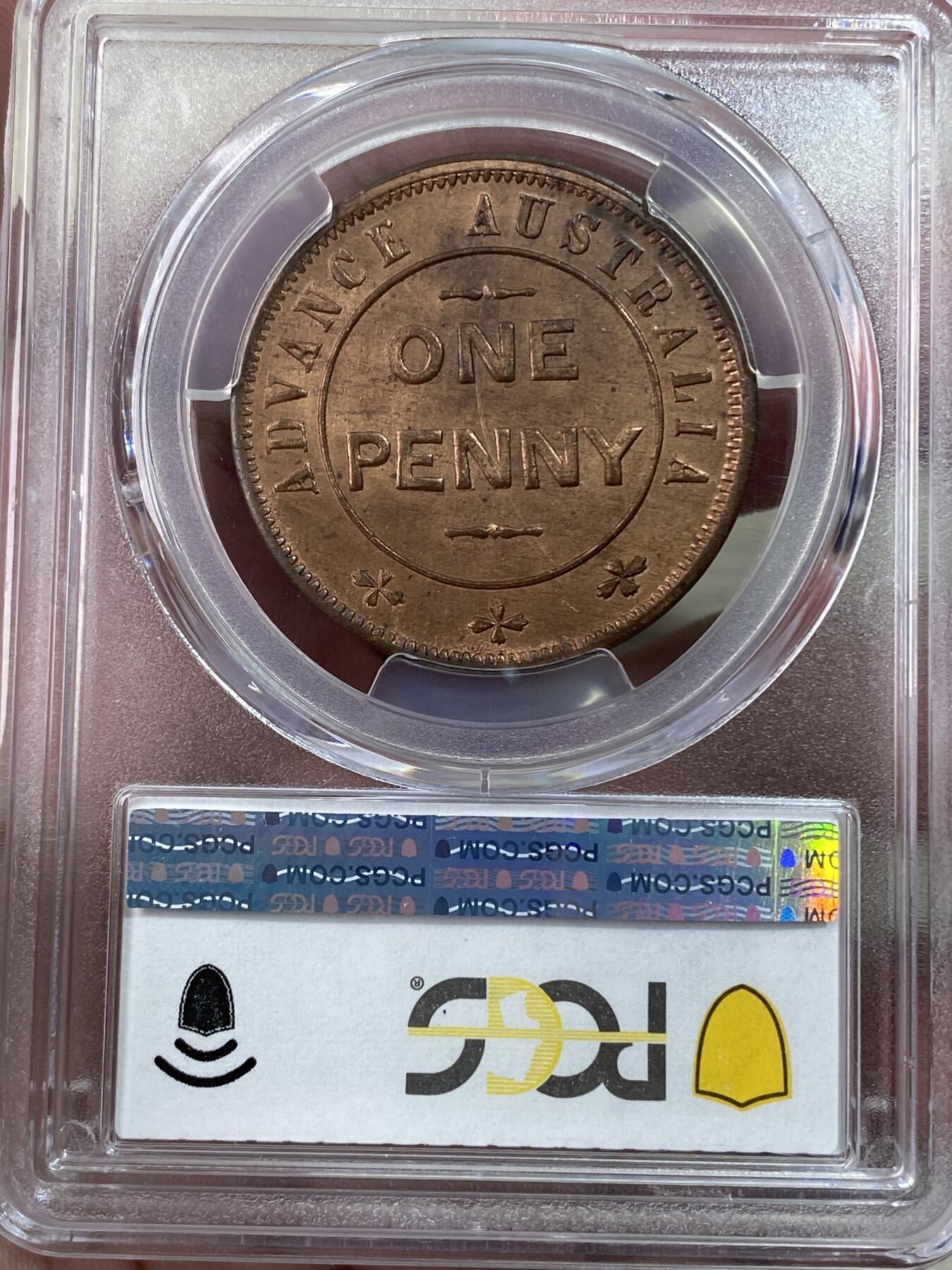 万国钱币拍卖第051期 PCGS MS65 1850澳大利亚袋鼠与鸸鹋1便士 非常有趣的品种 集合了澳大利亚本土最具代表性的两个物种 原味红铜转光 顶级品相 PC唯一冠军分