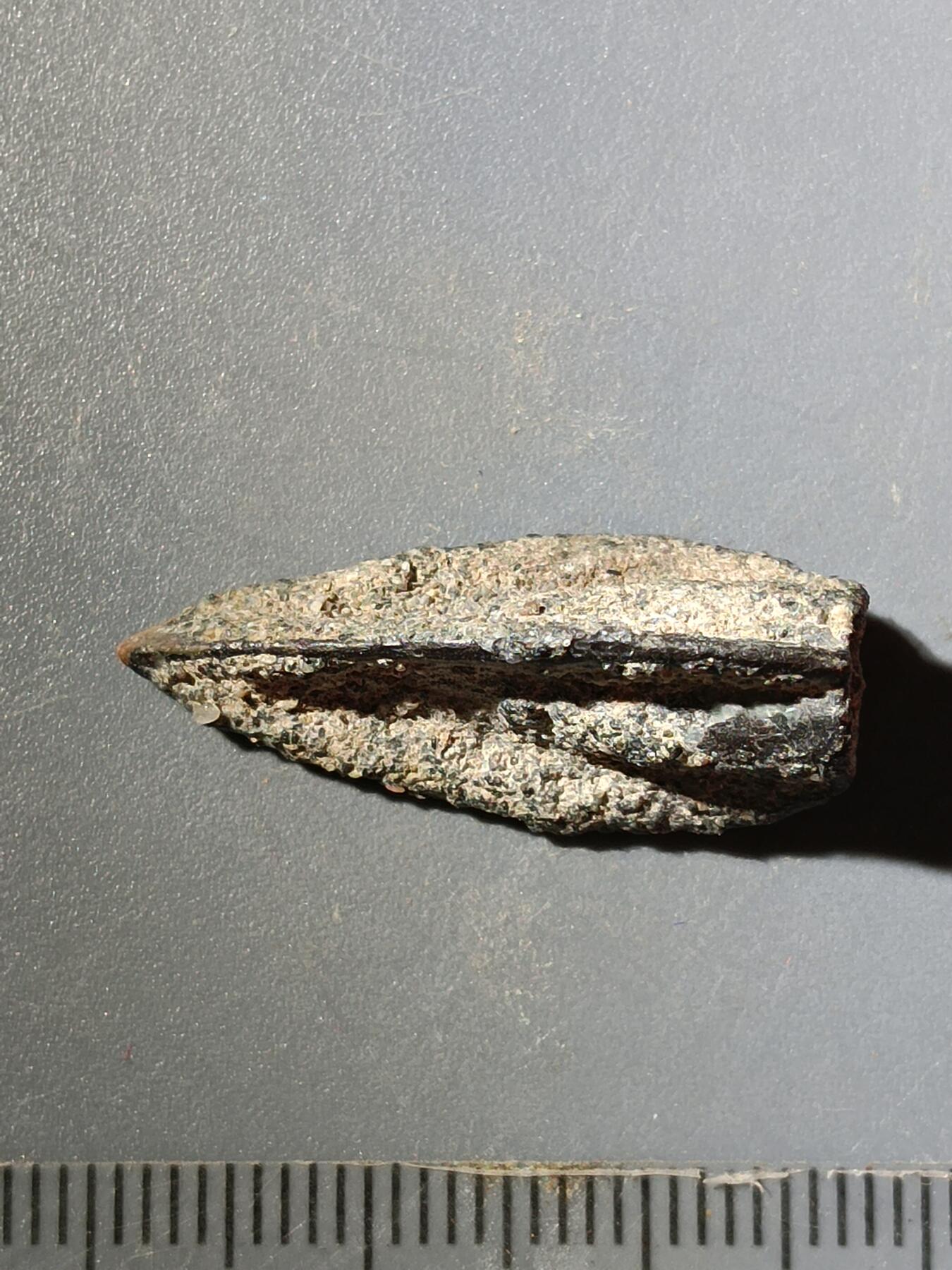 66期回流戒指饰品杂件纪念章丝路钱币专场 老铜箭头