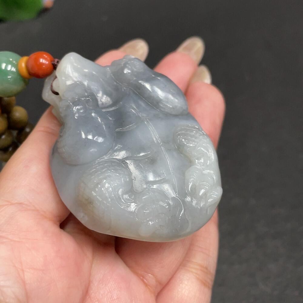 新疆和田玉青花籽料龙龟手把件