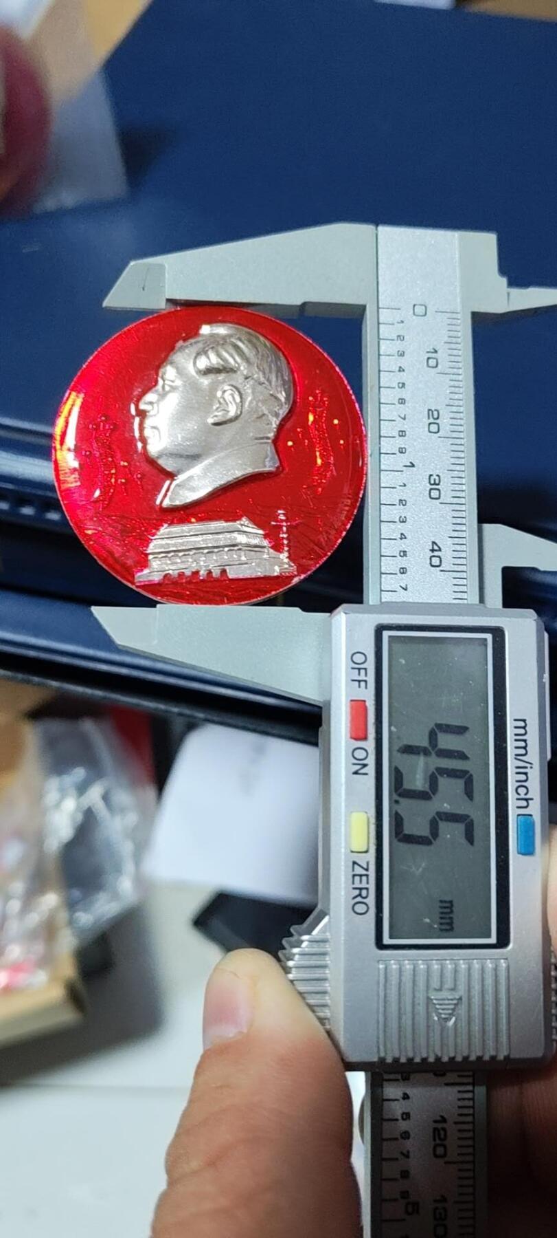 毛主席像章专场 🔥🔥🔥🔥毛主席像章，45.5毫米