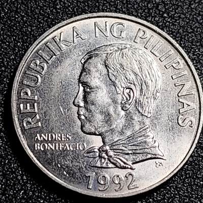 泉币菌-第87场-散币乐园场 - 1992年 菲律宾2比索 小版波尼法西奥将军 棕榈树