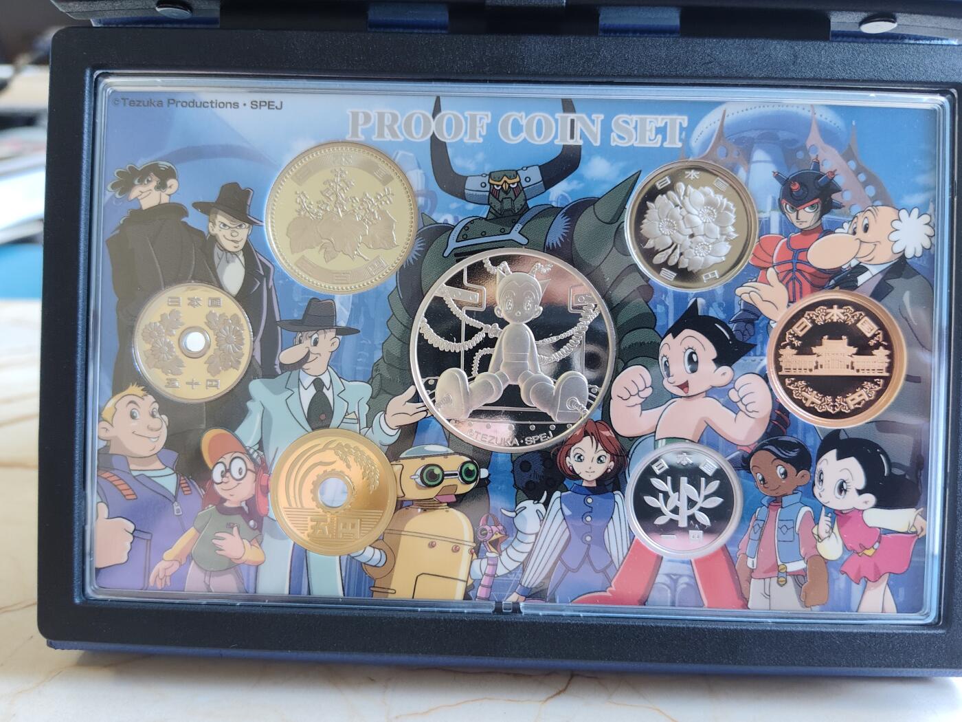 第171期拍卖【长期征集拍品】 日本2003年铁臂阿童木诞生50周年精制套币含银章