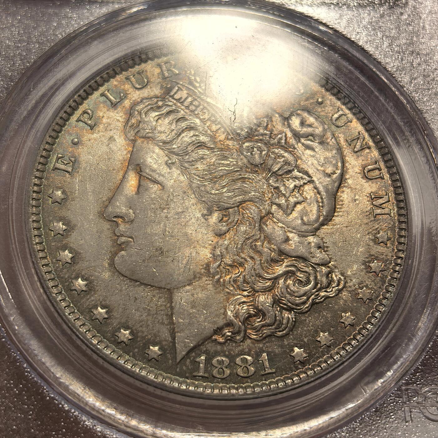 博洋堂世界钱币拍卖第135期（全场包邮）【请留意本场发货时间变化】 美国1881年摩根银币P版PCGS-MS63，原汁原味双面五彩老包浆，包浆醇厚，打制精美，转光强烈细节优秀，市场上比较稀少年份版本的摩根币，通常市场上常见的1881年是S版，几乎很少见到这个年份的P版。