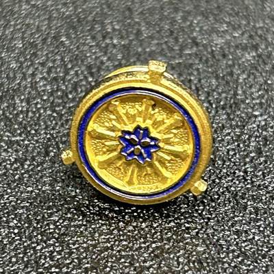 西秦中古拍卖第五十四期 - 日本消防银制徽章 有银标 重1.9克