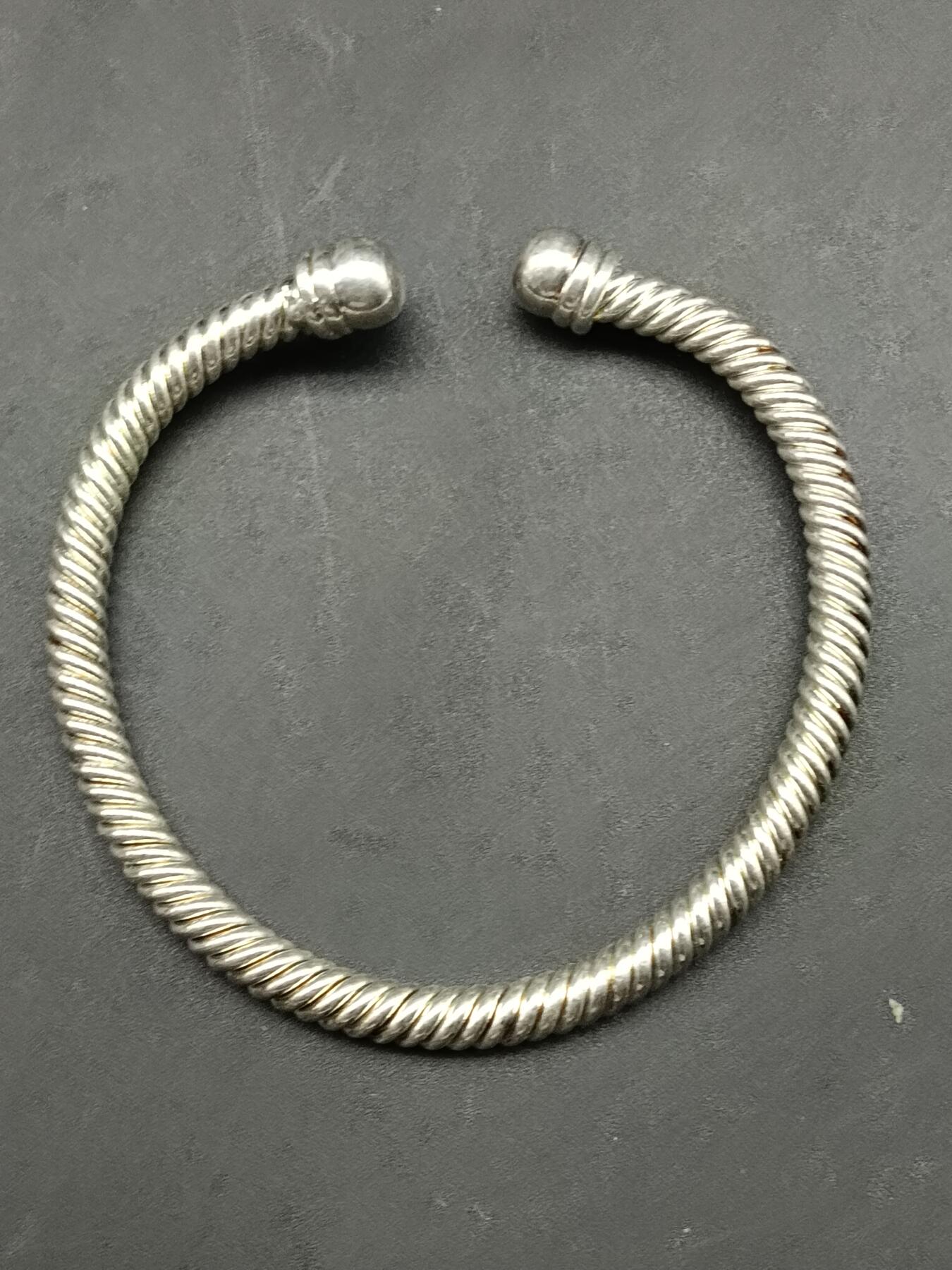 66期回流戒指饰品杂件纪念章丝路钱币专场 回流手镯