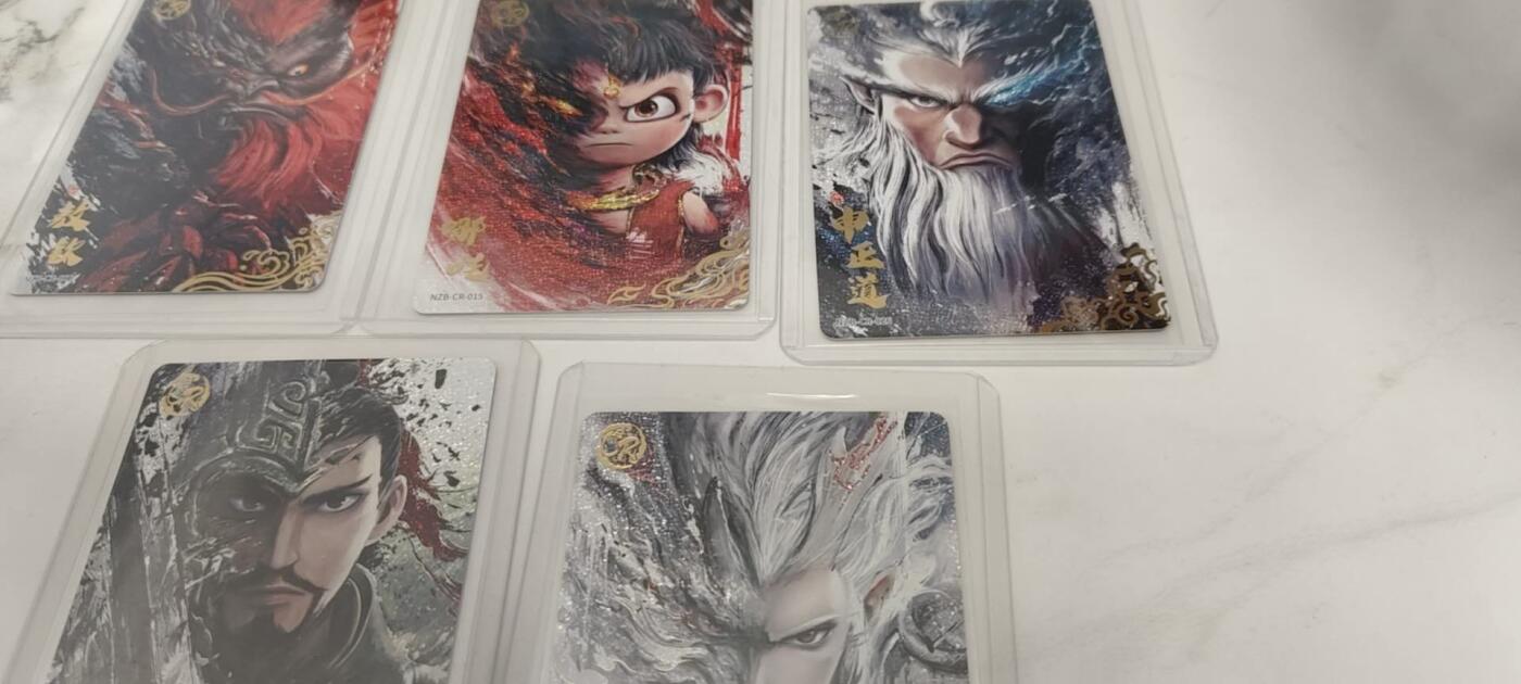 秋原瞳的小店第19.5期（昆仑万象与卡游激烈的再次碰撞） 卡游哪吒cr5联，包括热门小哪吒