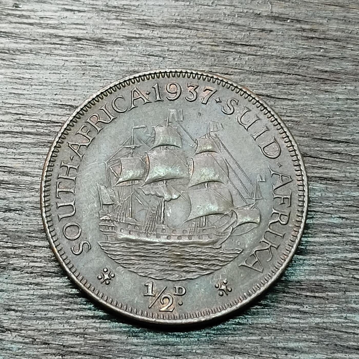 【铜匠收藏】★第128场★散币场，无佣金，30包邮。不满30元，支付5元运费。《接受代拍 代送NGC评级》 南非 1937年 1/2便士 铜币