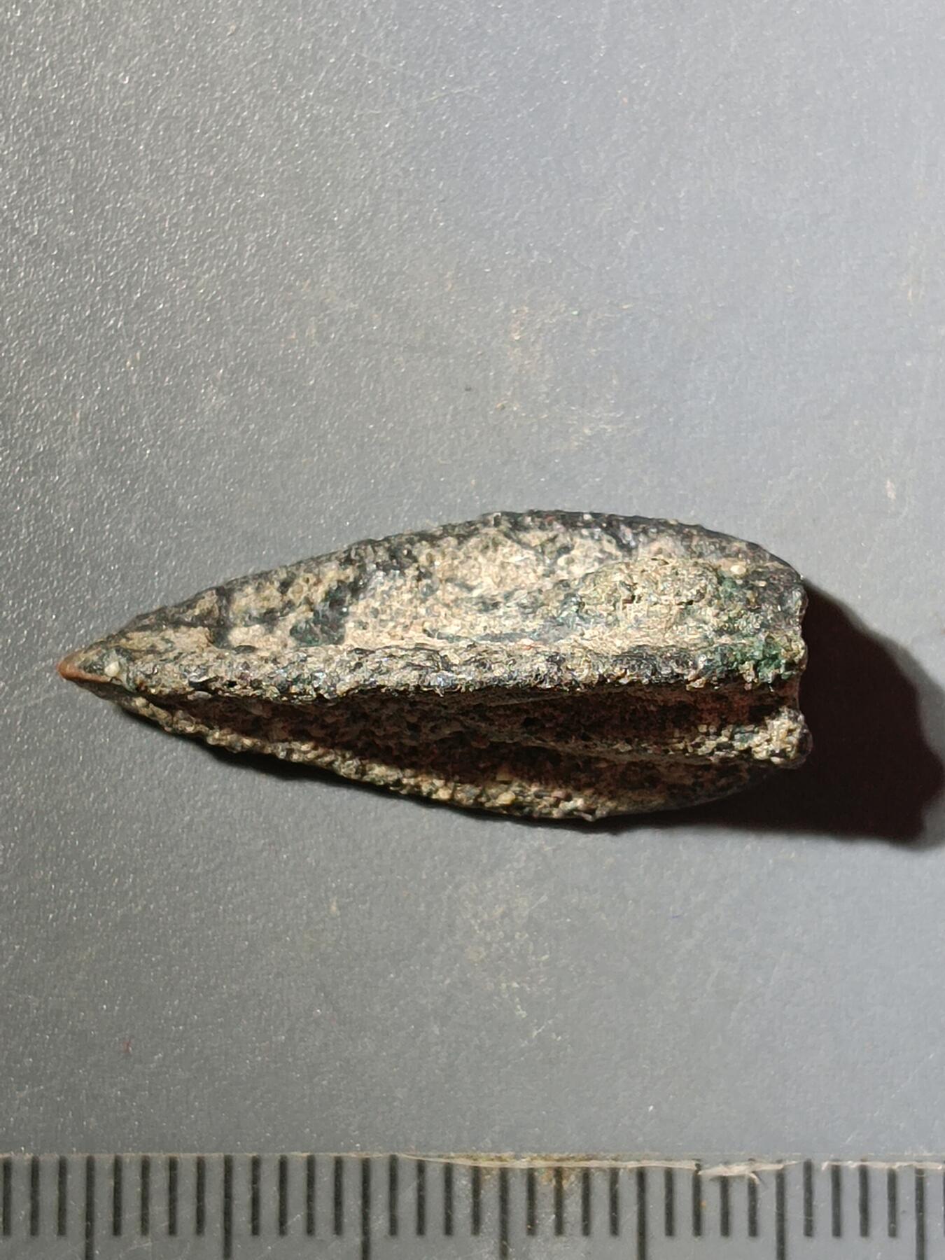 66期回流戒指饰品杂件纪念章丝路钱币专场 老铜箭头