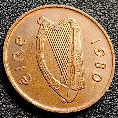 泉币菌-第90场-散币乐园场 极美 1980年爱尔兰2便士铜币 鸷鸟和竖琴 26mm