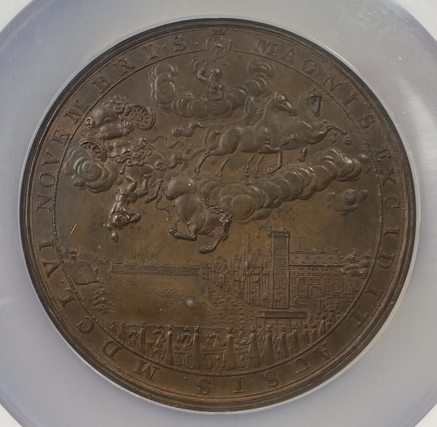 万国钱币拍卖第051期 NGC MS63 1650年荷兰奥兰治亲王威廉二世逝世以及围困阿姆斯特丹结束纪念大铜章 72MM首见铜章孤品 其余面世品均为银质 铜制目前仅此一枚 1650年7月30日 威廉二世动用一万陆军兵临阿姆斯特丹城下 迫使荷兰省议会寡头暂时屈服他 正当其准备入侵西属尼德兰时感染天花逝世 八天后其遗腹子威廉三世诞生