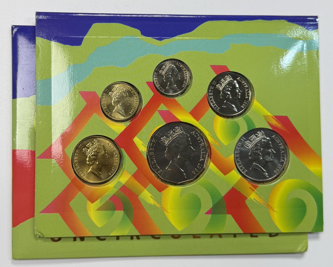 S&S Numismatic世界钱币-拍卖 第113期  澳大利亚1994年 国际家庭年 6枚套币官方卡币