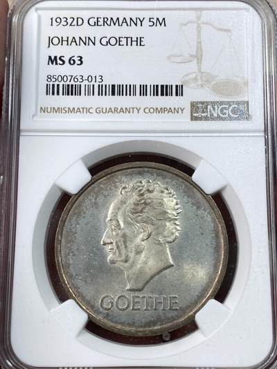 万国钱币拍卖第051期 - NGC MS63 1932D魏玛共和国歌德逝世百年5马克银币 堪称魏玛系列中的总筋品种 慕尼黑厂铸造 发行量仅2812枚 原味香槟金彩 发行量更大的A厂（柏林厂）24年HA同分成交价5160美金供参考