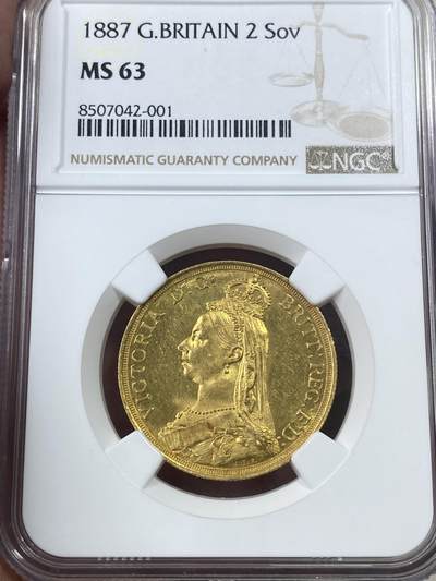 万国钱币拍卖第051期 - NGC MS63 1887年英国维多利亚女王高冠2镑金币 超经典品种 系列第二大面值 黄金浮雕转光好状态 15.98g 917金