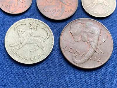 《竞宝斋》第409场 周日，周一，2场连拍 （全场包邮） 五枚一组 意托管索马里1950年 含2枚银币