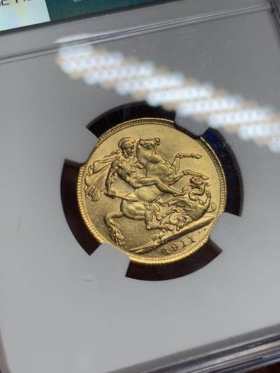 《竞宝斋》第409场 周日，周一，2场连拍 （全场包邮） NGC AU55 英国1911年乔治五世1索维林金币 8克 917金
