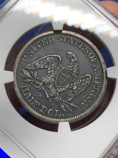 《竞宝斋》第409场 周日，周一，2场连拍 （全场包邮） NGC XF40 美国1862年坐人半美元银币 黑漆古老包浆，状态极佳