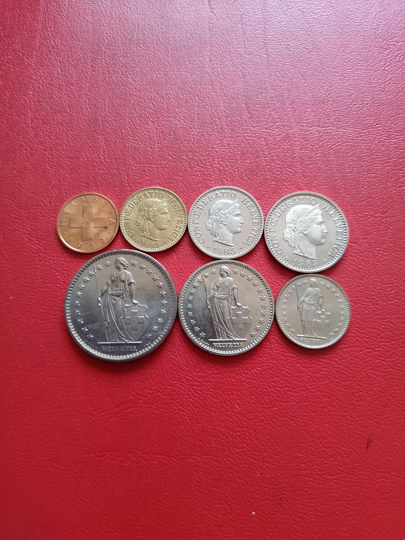 【云涧收藏】第五十四场 瑞士1981年～1983年7枚套