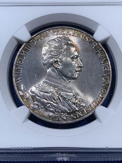 《竞宝斋》第409场 周日，周一，2场连拍 （全场包邮） NGC MS63 德国1913年普鲁士威廉二世花枝3马克银币 转光明显