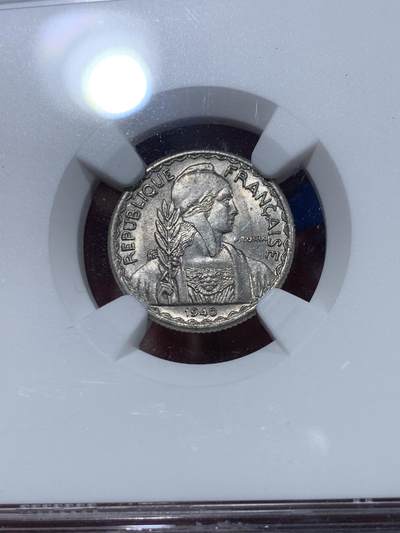 《竞宝斋》第409场 周日，周一，2场连拍 （全场包邮） NGC MS64 法属印支 1940年 10分 高分辅币