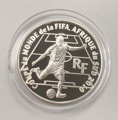 S&S Numismatic世界钱币-拍卖 第113期  - 法国2009年 南非足球世界杯 1.5欧元精制纪念银币  22.2克900银