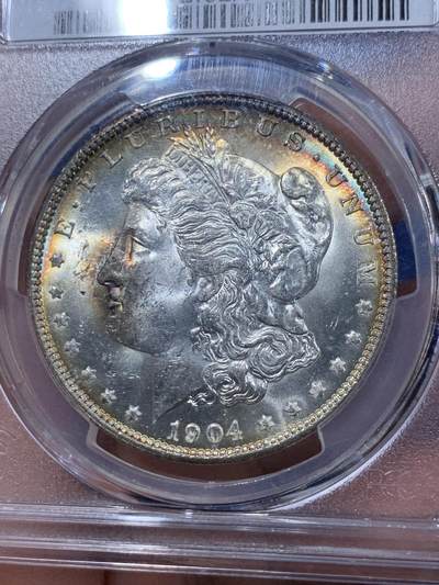 《竞宝斋》第409场 周日，周一，2场连拍 （全场包邮） PCGS MS62 美国1904-O 摩根银币 正反面环状五彩包浆