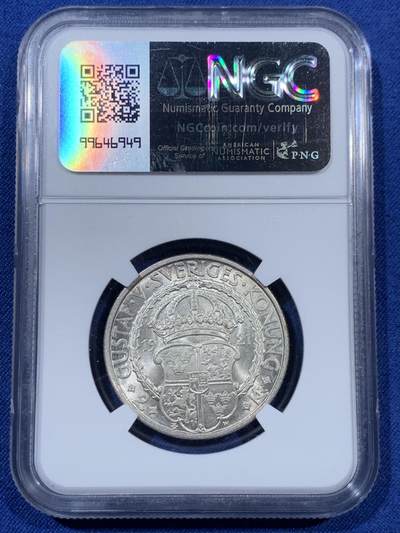 《竞宝斋》第409场 周日，周一，2场连拍 （全场包邮） NGC MS65 瑞典1921年2克朗银币 纪念瓦萨王朝建立者古斯塔夫一世发动起义反抗丹麦 盾徽精美细致 原光极好 15克800银