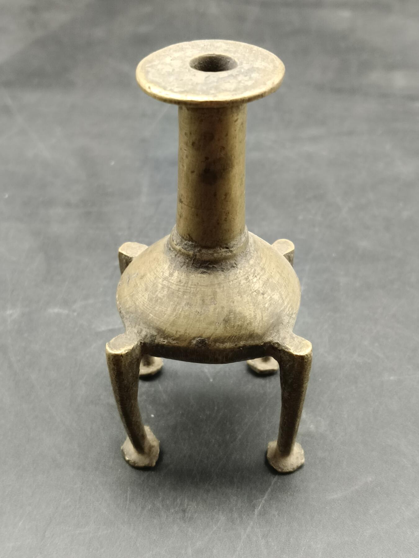 67期回流戒指饰品杂件纪念章丝路钱币专场 少数民族地区香插