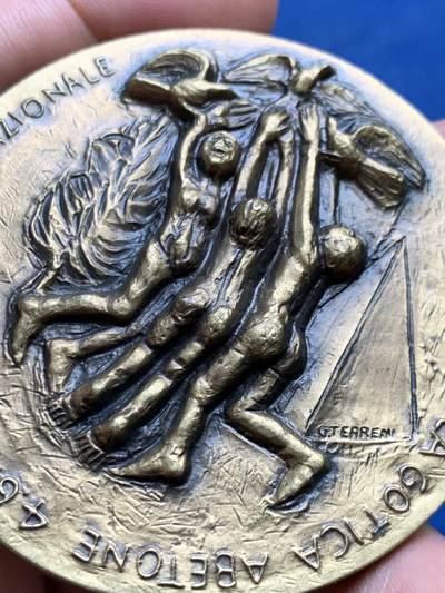 《竞宝斋》第409场 周日，周一，2场连拍 （全场包邮） 1944-1994国际和平会议铜章 阿贝托内 哥特线 50周年 146克 60mm 高浮雕