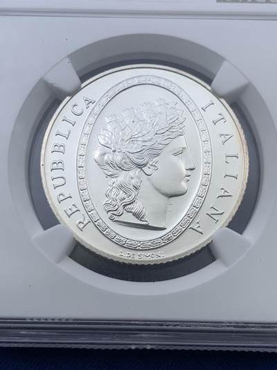 《竞宝斋》第409场 周日，周一，2场连拍 （全场包邮） NGC MS69 意大利2012年发行的里拉的诞生（货币统一150周年）5欧元纪念银币（盒证齐全，限量7千枚，18克925银，32MM）