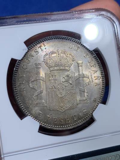 《竞宝斋》第409场 周日，周一，2场连拍 （全场包邮） NGC MS64 西班牙1899年阿方索十三世5比塞塔大银币，正面原味窖藏黑彩，背面杏仁丝滑彩浆，顶级车轮光，打制优异底板佳 一枚入藏的品相