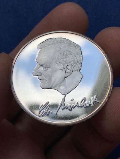 《竞宝斋》第409场 周日，周一，2场连拍 （全场包邮） Bürkert流体控制系统50周年纪念银章 999银 15.12克 35mm