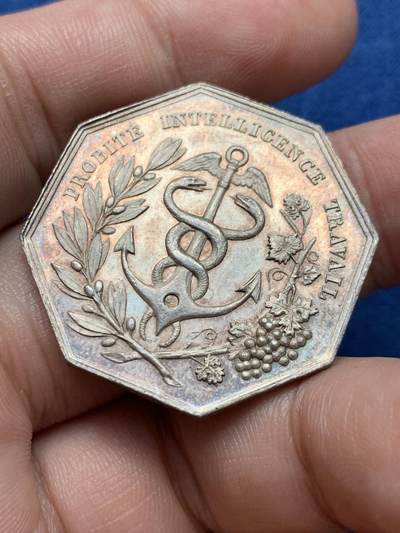 《竞宝斋》第409场 周日，周一，2场连拍 （全场包邮） 法国蒙彼利埃商会八角银代币 15.9克 33.2mm 蜜蜂银标