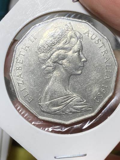 2025年第八十场(总第一百零六场）外国好品散币(免佣金) 澳大利亚🇦🇺1982单年50分(布里斯班举行第十二届英联邦运动会纪念币)